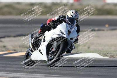 media/Jan-15-2026-Racers Edge (Thu) [[dfebeb70ab]]/3-B Group/Session 2 (Turn 11)/